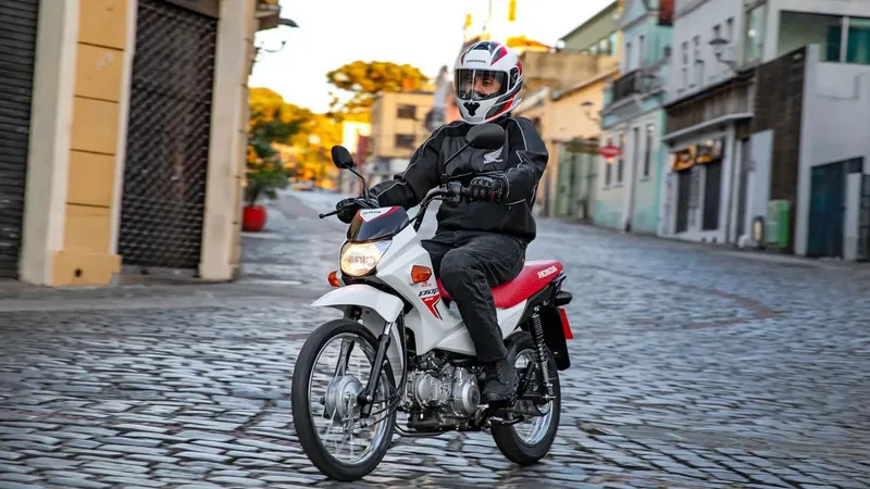 Vendas de motos se recuperam e crescem 15% em agosto