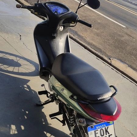 Biz 125i ES