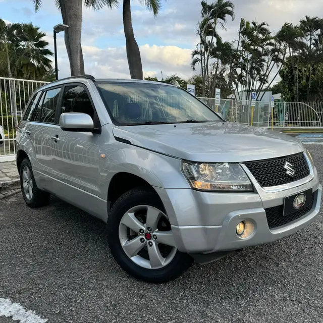 Carro Suzuki Grand Vitara 2010 4x4 2.0 16V