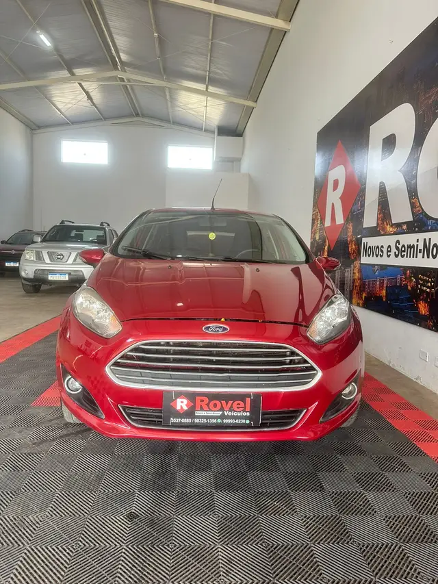 Carro Ford Fiesta Hatch 2016 1.6 (Flex)