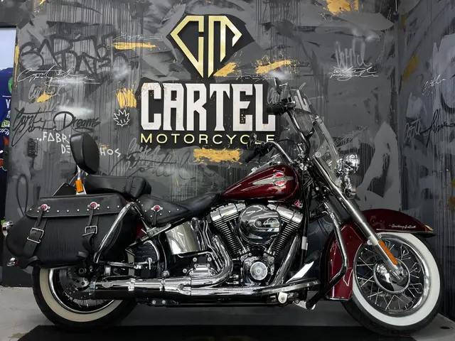 Carro Harley-Davidson Softail 2017 Heritage Classic