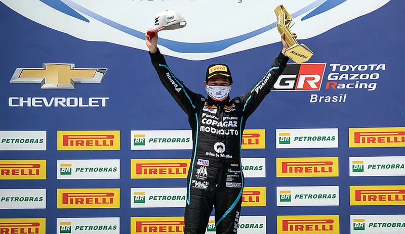 Piloto Mobiauto, Rafael Suzuki conquista a primeira vitória na Stock Car