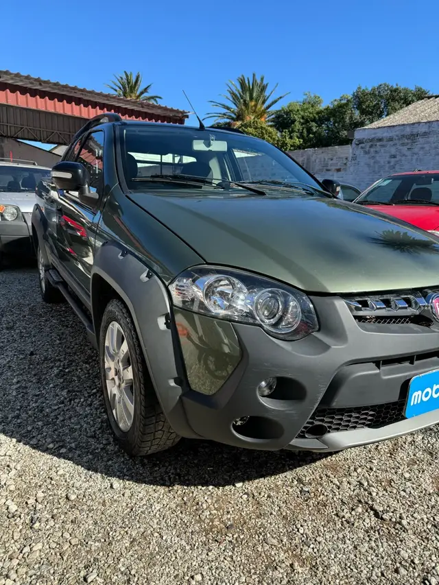 Carro Fiat Strada 2014 Adventure 1.8 16V (Flex) (Cabine Estendida)