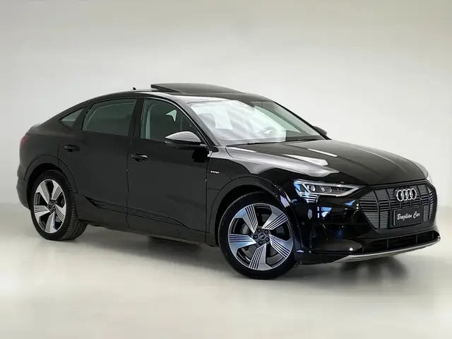 Carro Audi e-tron Sportback 2022 Performance Black (Aut)