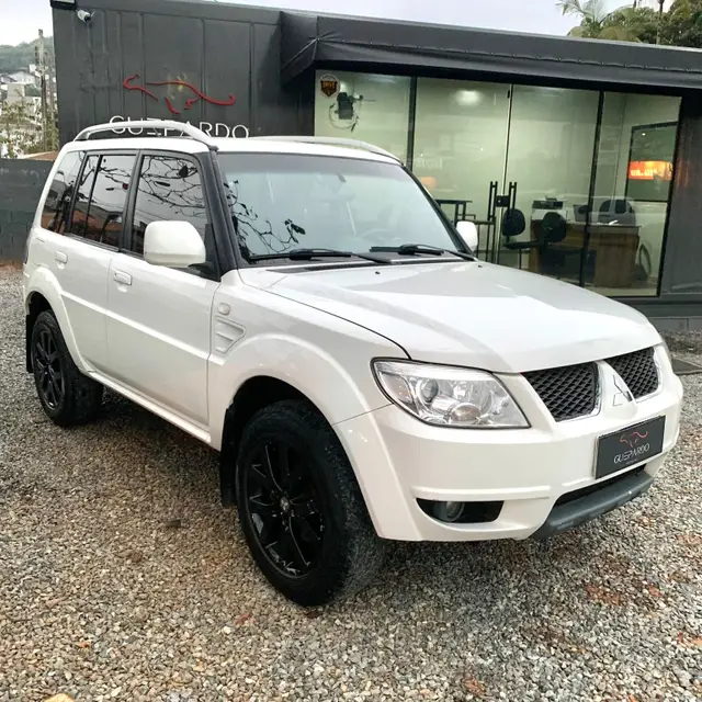 Carro Mitsubishi Pajero TR4 2012 2.0 16V 4x2 (Flex) (Aut)