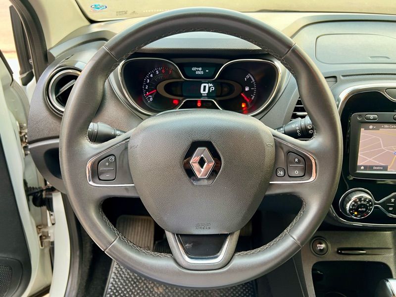 Captur Intense 1.6 16v SCe CVT (Flex)