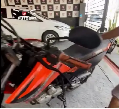 Carro Yamaha XTZ 250 Lander 2015 249 cc