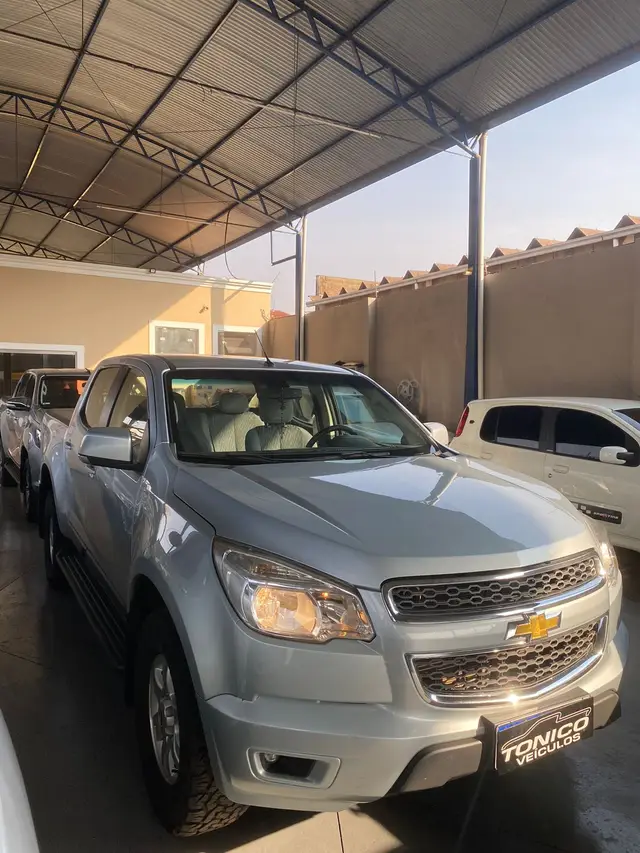 Carro Chevrolet S10 Cabine Dupla 2013 S10 LT 2.8 diesel (Cab Dupla) 4x2