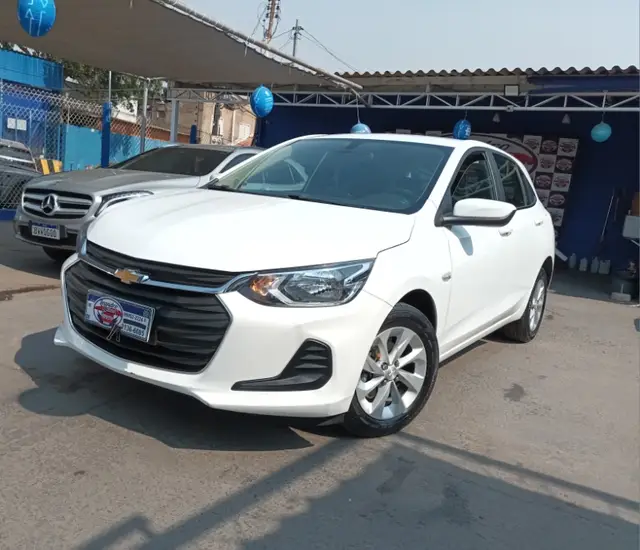 Carro Chevrolet Onix 2023 LT 1.0