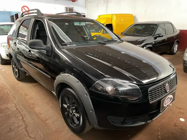 Carro Fiat Palio Weekend 2012 Trekking 1.6 16V (Flex)