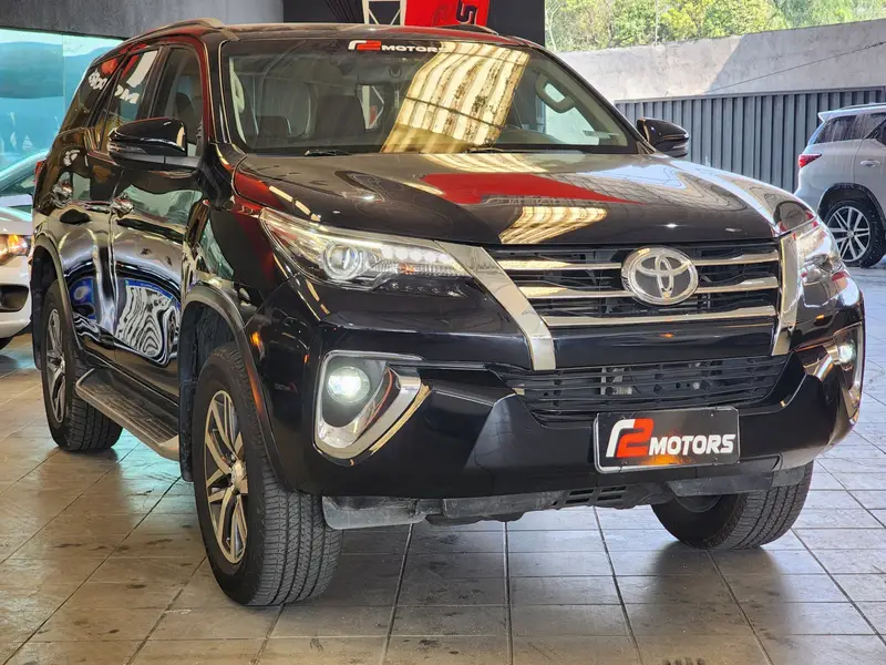 Toyota SW4 2.8 TDI SRX 7L 4x4 (Aut) (Diesel)