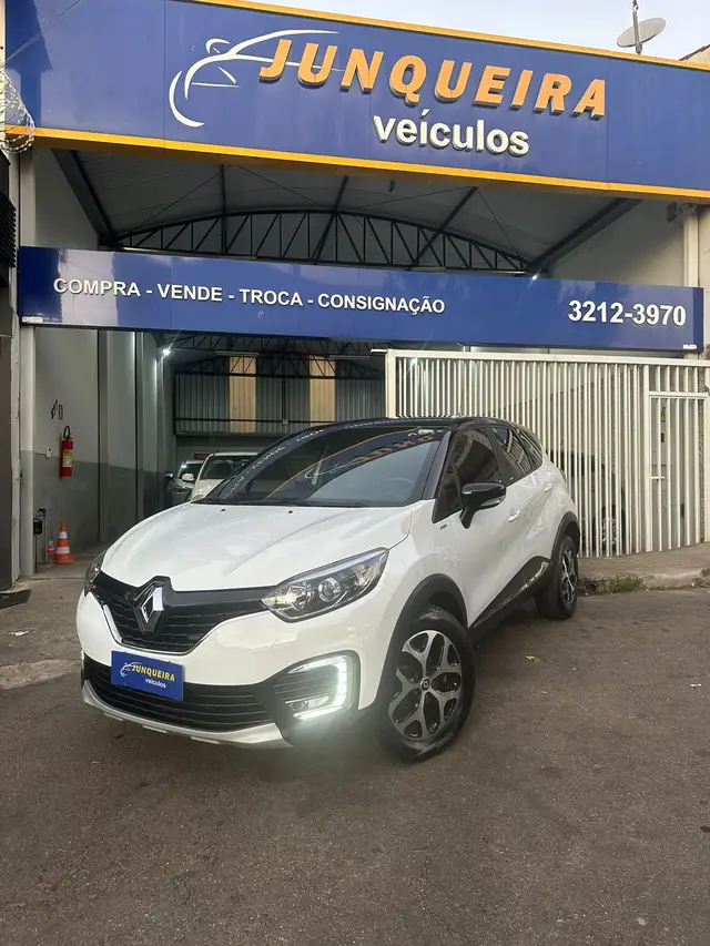 Carro Renault Captur 2021 BOSE 1.6 16v SCe CVT (Flex)