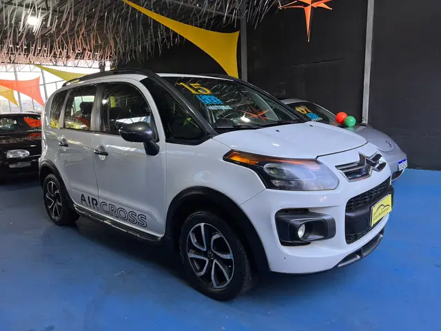 Carro Citroën Aircross 2015 Exclusive Salomon BVA 1.6 16V (Flex)