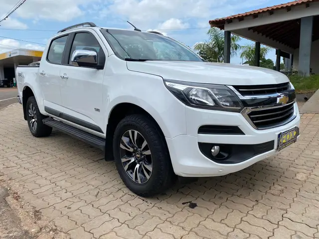 Carro Chevrolet S10 Cabine Dupla 2018 S10 2.5 ECOTEC SIDI LTZ 4WD (Cabine Dupla) (Aut)