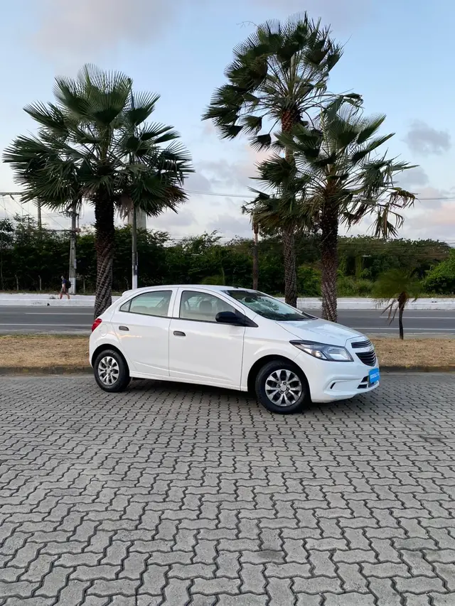 Carro Chevrolet Onix 2019 1.0 Joy SPE/4