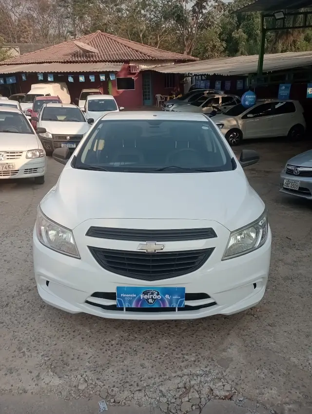 Carro Chevrolet Onix 2016 1.0 LS SPE/4