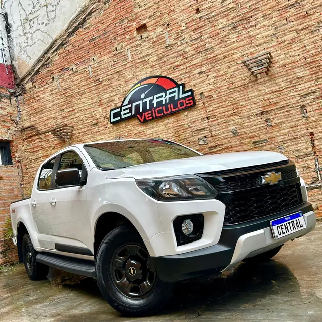 Carro Chevrolet S10 Cabine Dupla 2021 S10 2.8 CTDI LS 4WD (Cabine Dupla)