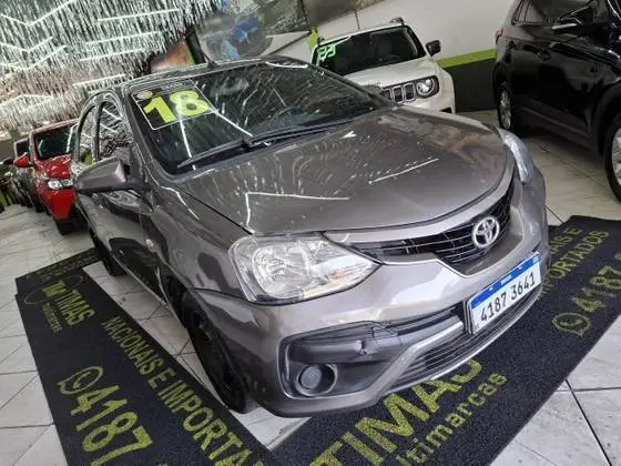 Carro Toyota Etios Sedan 2018 X 1.5 (Flex)