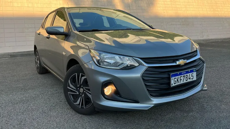 Chevrolet Onix LT 2025: testamos o consumo do hatch compacto