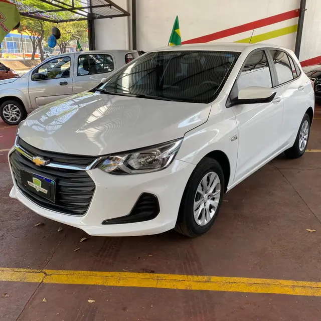Carro Chevrolet Onix 2022 LT 1.0 (Flex)