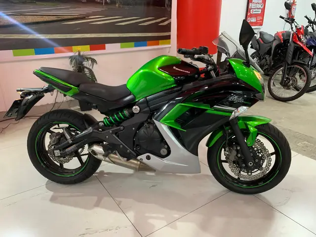 Carro Kawasaki Ninja 2017 650R (ABS)