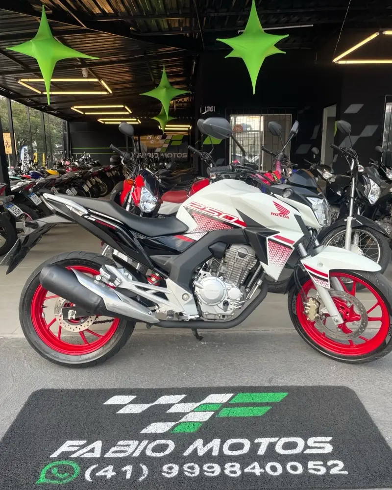 Honda 250F (ABS) tmp