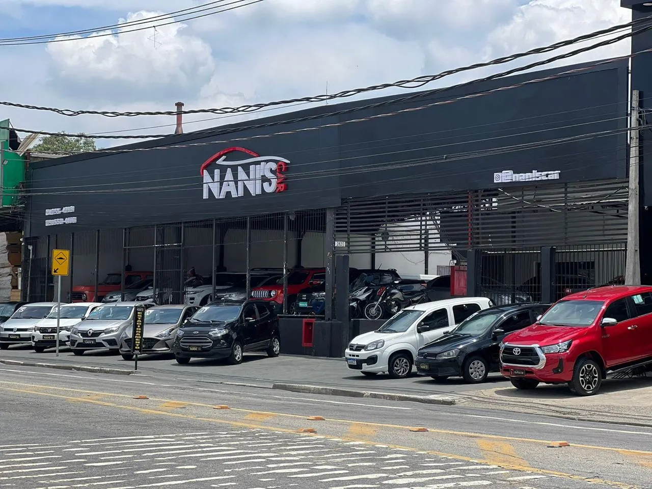 Fachada da loja Veículos à venda em Nani´s Car - Itaquaquecetuba - SP | Mobiauto