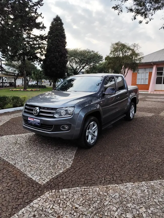 Carro Volkswagen Amarok 2015 2.0 CD 4x4 TDi Highline (Aut)