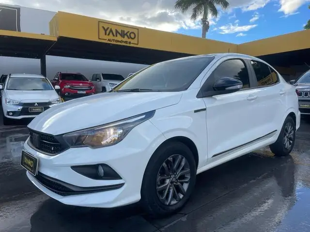 Carro Fiat Cronos 2022 Drive 1.3 S-Design (Flex)