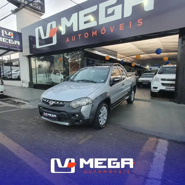 Carro Fiat Strada 2014 Adventure 1.8 16V (Flex) (Cabine Estendida)