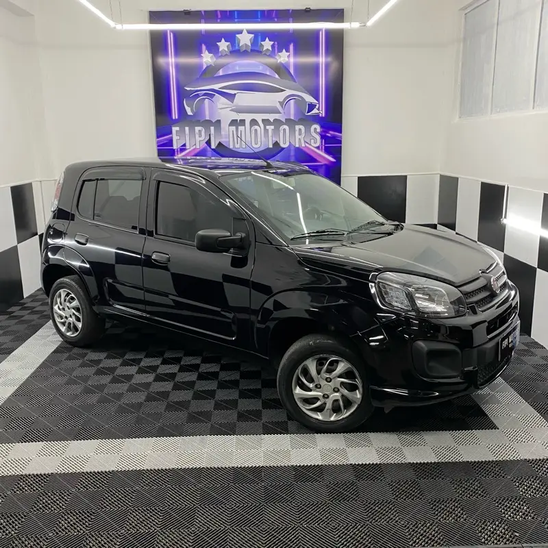 Fiat Uno Attractive 1.0 8V (Flex) 4p