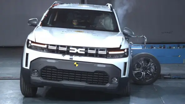 SUVs, que serão lançados no Brasil a partir de 2025, tiraram a mesma nota em testes de colisão na Europa