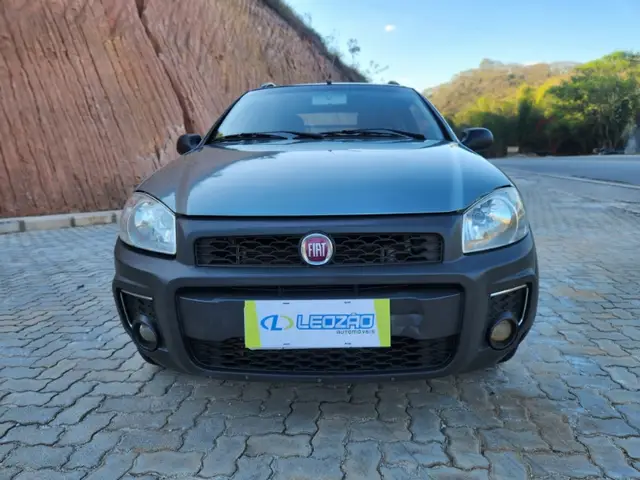 Carro Fiat Strada 2014 Working 1.4 (Flex) (Cabine Estendida)
