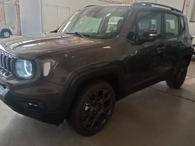 Carro Jeep Renegade 2024 Série S T270 1.3 Turbo 4x4 (com Teto Solar)