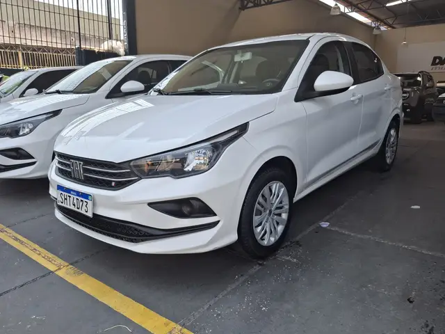 Carro Fiat Cronos 2023 Drive 1.0 (Flex) MT