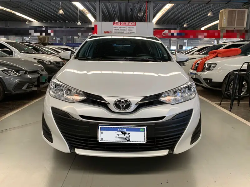 Toyota Yaris Sedan 1.5 XL Live (Flex)