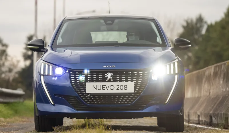 Novo Peugeot 208: o que evoluiu no motor 1.6 desde a estreia com o 206