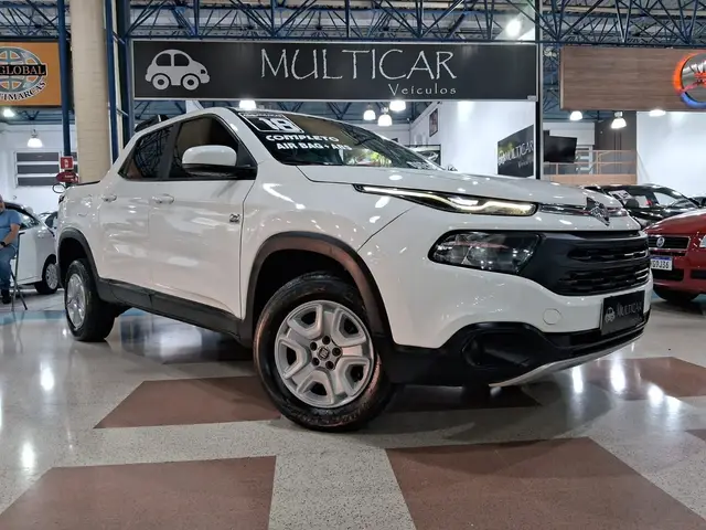 Carro Fiat Toro 2018 Freedom 2.0 diesel MT6 4x4