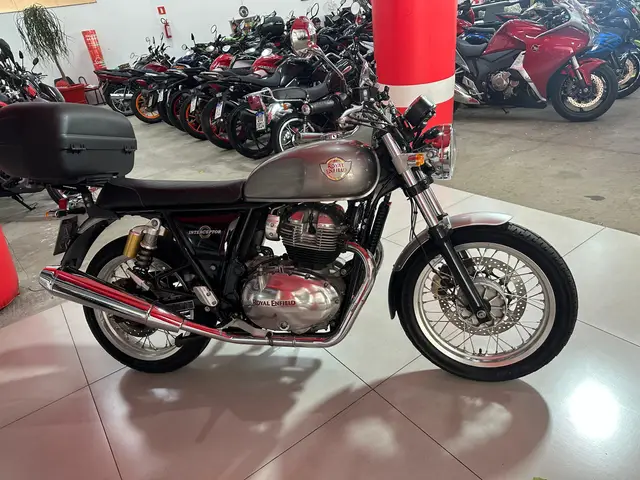 Carro Royal Enfield Interceptor 2020 650 (ABS)