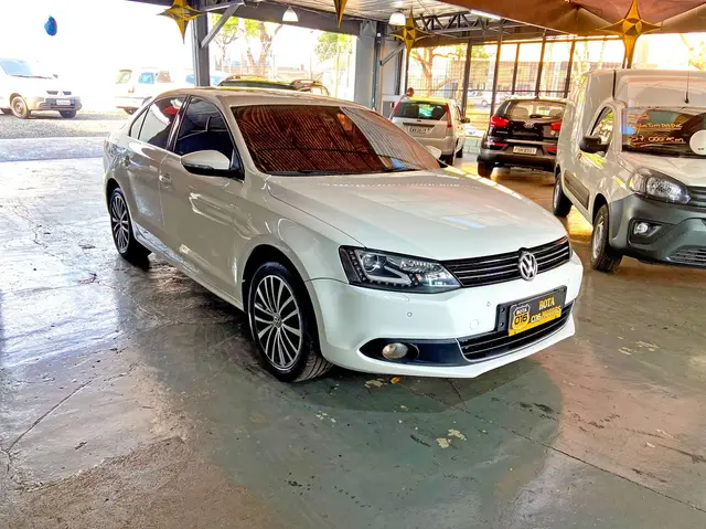 Carro Volkswagen Jetta Variant 2013 2.5 20V