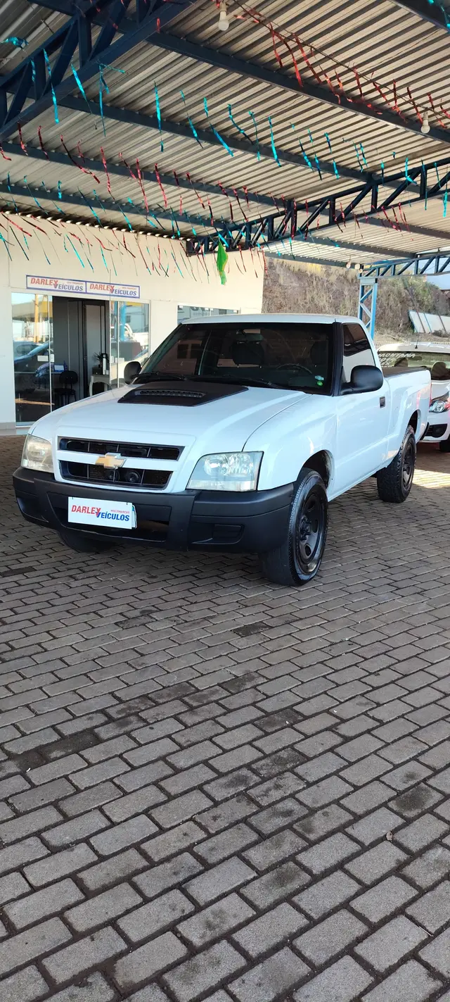 Carro Chevrolet S10 Cabine Simples 2011 S10 Advantage 4x2 2.4 (Flex) (Cab Simples)