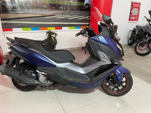 Carro Dafra Cruisym 2024 300