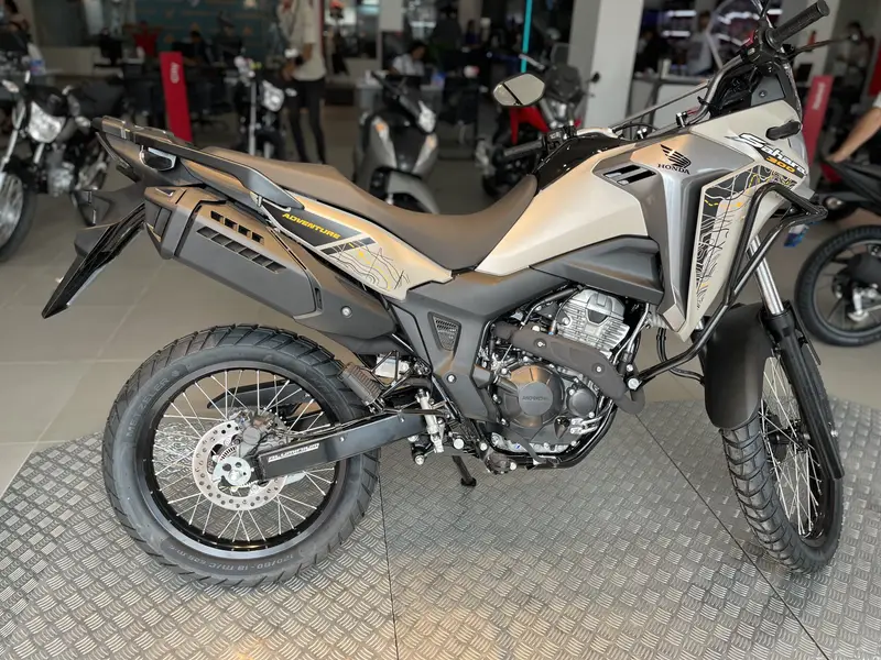 Honda XRE Sahara 300 Adventure