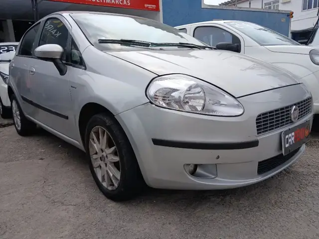 Carro Fiat Punto 2011 Essence 1.8 16V Dualogic (Flex)