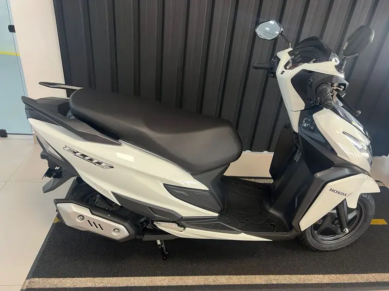 Honda Elite 125 CBS