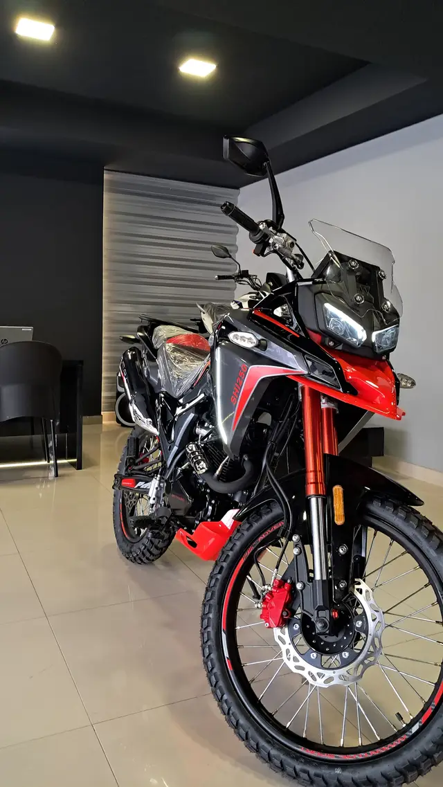Carro Shineray SHI 250 2025 249 cc