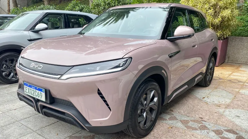  BYD Yuan Pro não tem desempenho fulminante e autonomia deveria ser maior 
