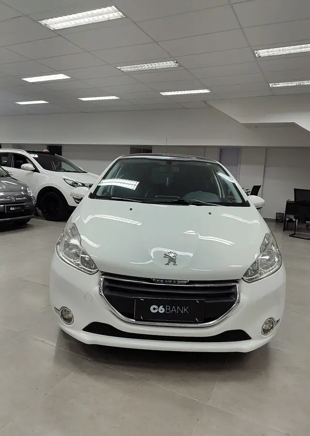 Carro Peugeot 208 2014 Allure 1.5 8V (Flex)