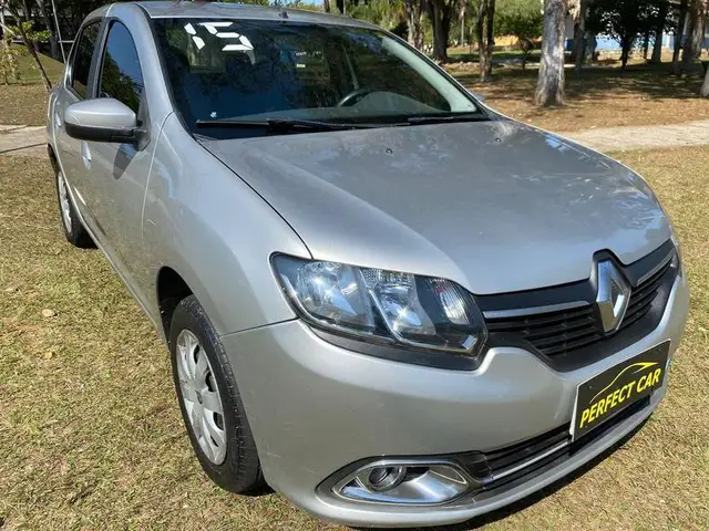 Carro Renault Logan 2015 Expression 1.0 16V (flex)