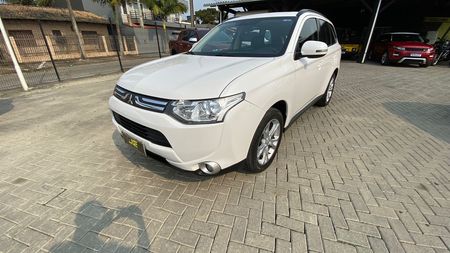 Outlander 2.0 16V CVT